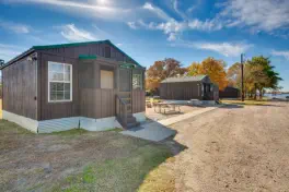 Green Teal Cabin